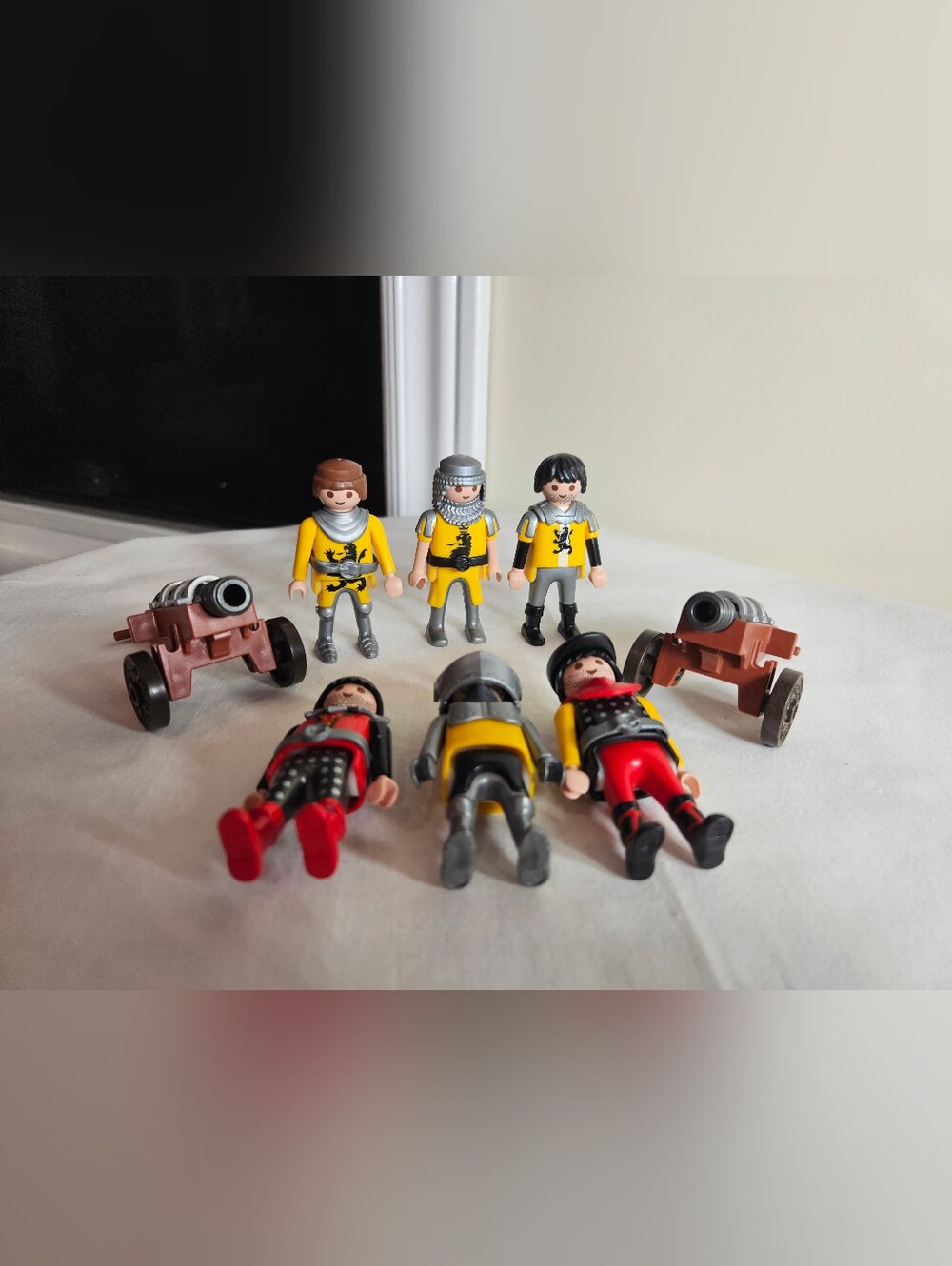 PLAYMOBIL Lion Knights Troop in Armor other Medieval figures and cannons read